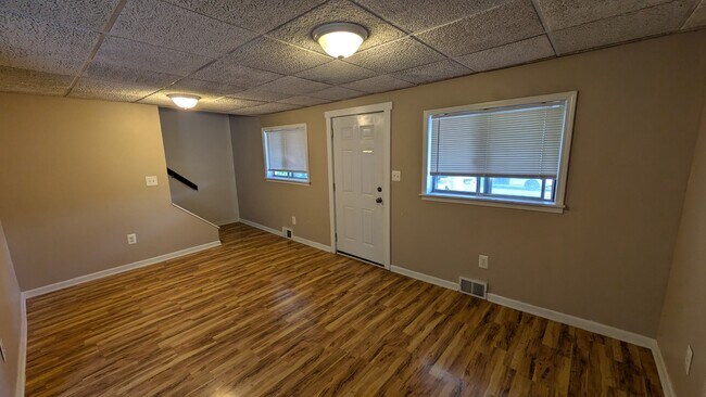 Front Room - 301 W George Ave