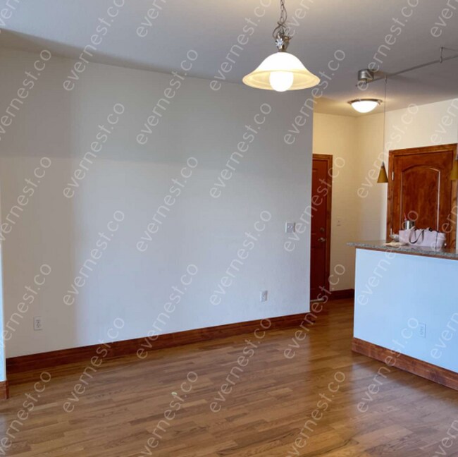 Building Photo - 9019 E Panorama Cir
