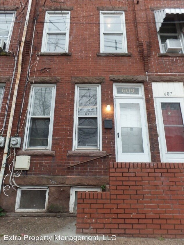 Foto principal - 2 br, 1 bath House - 609 Genesee St