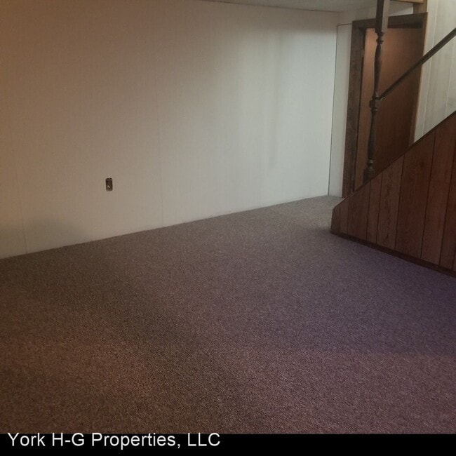 Building Photo - 3 br, 1.5 bath House - 168 Faith Circle