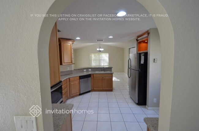 Foto del edificio - 6511 Pelican Ave