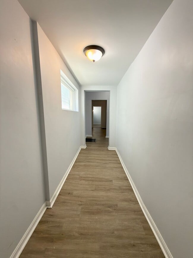 Photo - Charming 3 Bedroom, 2 Bath Single-Family Home in Norwood, Ohio – Spacious Living in a Prime Locat...