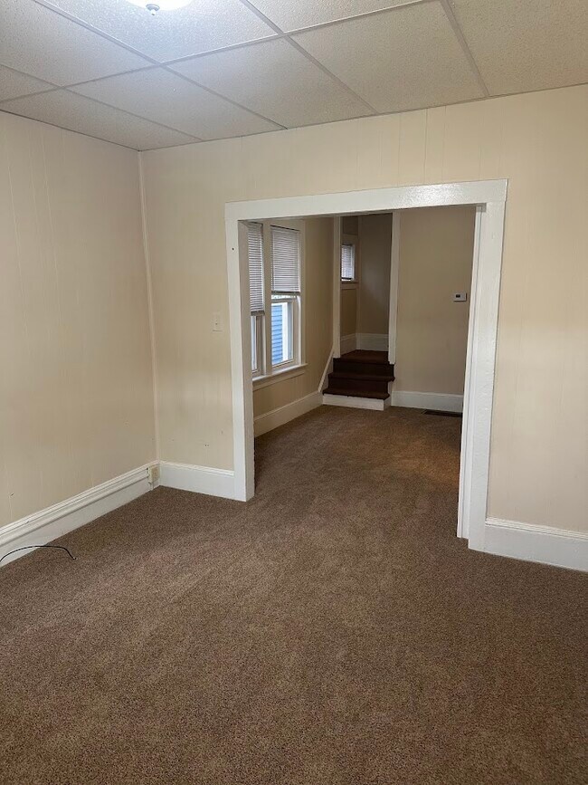 Foto del edificio - 381 E 5th St