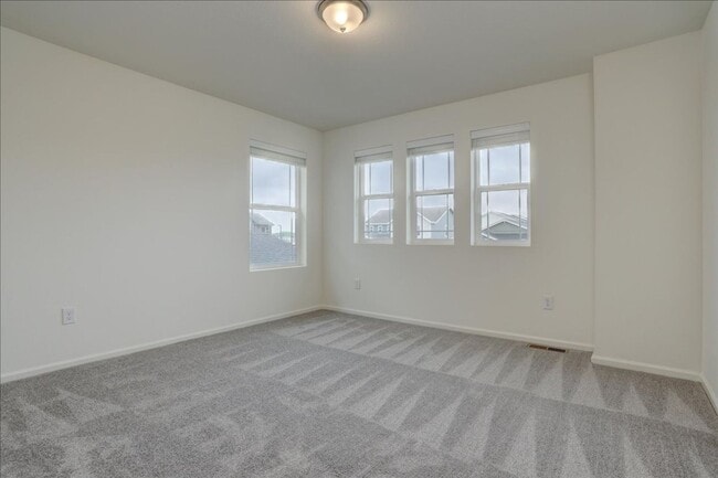 Building Photo - Available for move-in on 05/15/26- 3bed/2.5bath in Aurora!