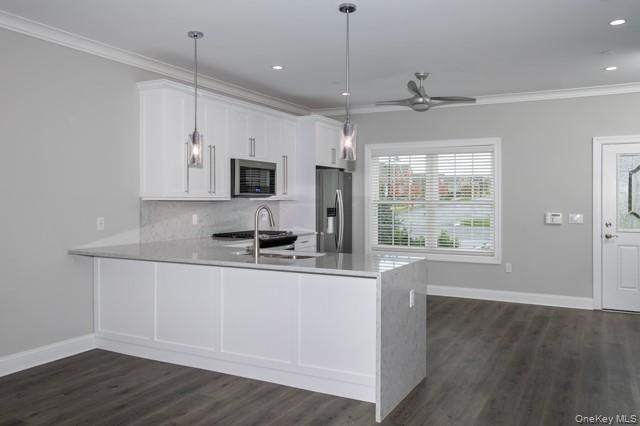 Building Photo - 63 Sunlight Walk