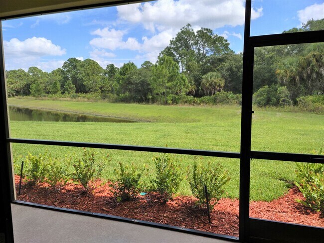 Foto del edificio - Impressive Annual Unfurnished 3 Bedroom, 2...