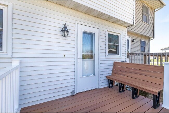 Foto del edificio - 3747 Hillcrest Rd