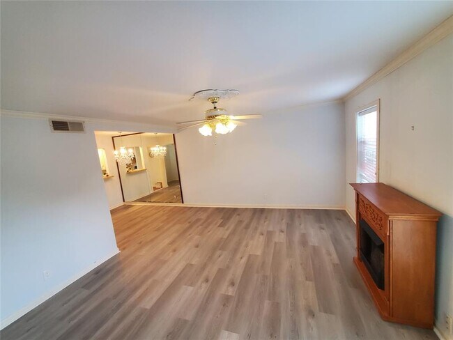 Building Photo - 5202 Arboles Dr