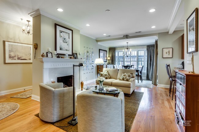 Photo - 632 Hinman Ave