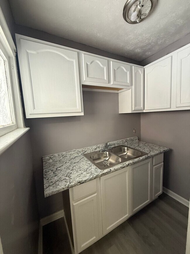 Foto del edificio - Cleveland East Side Single Home