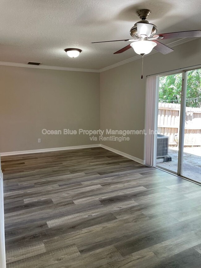 Building Photo - 3607 W Idlewild Ave