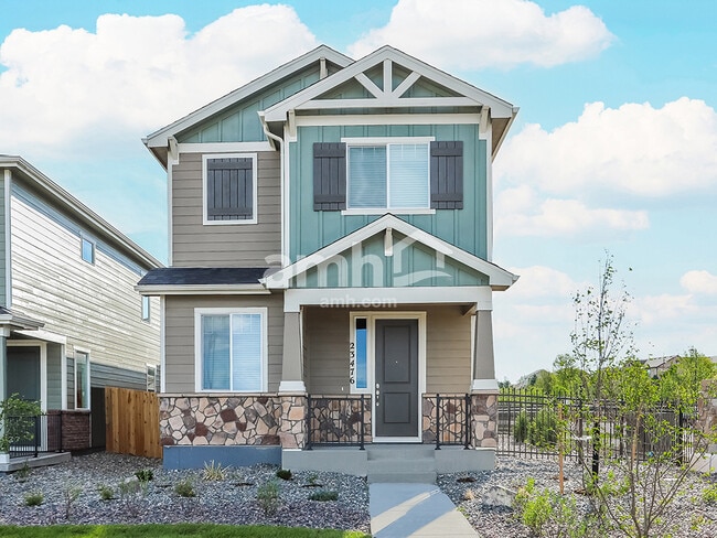 Building Photo - 370 N Addison Way