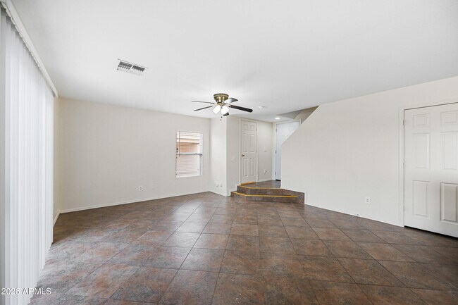 Foto del edificio - 22749 W Morning Glory St