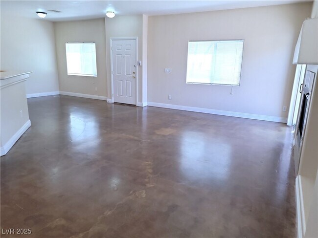 Building Photo - 1089 Elation Ln