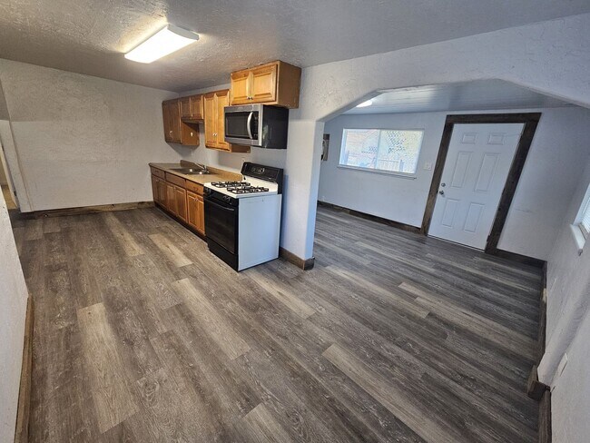 Foto del edificio - Charming 2/1 Home For Rent in Gerber!