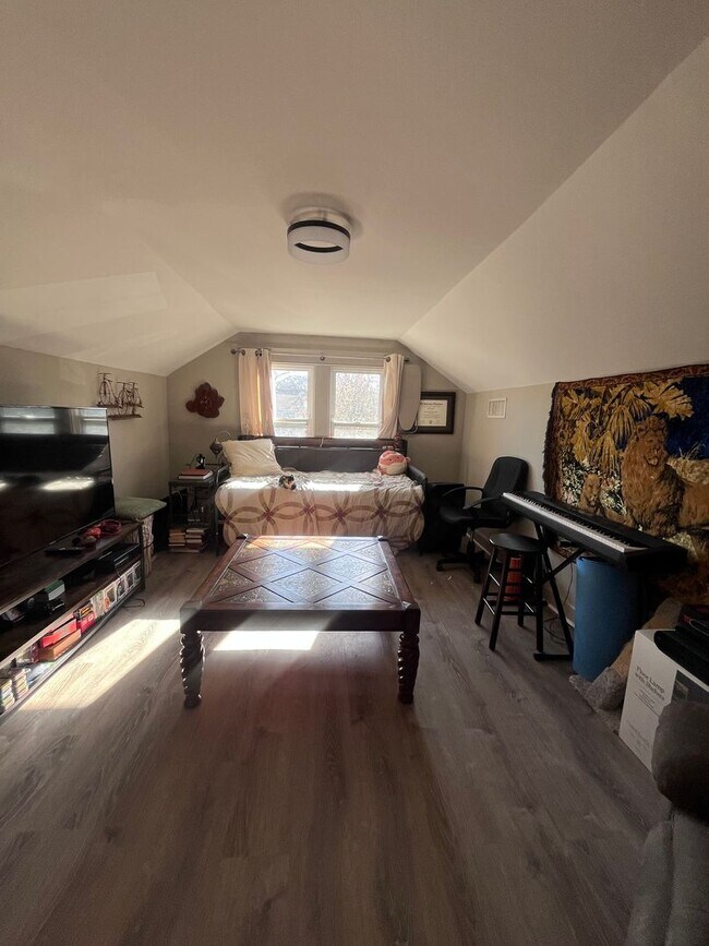 Foto del edificio - 5002 Dakota Ave