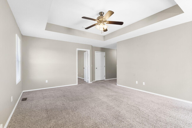 Building Photo - 1115 S Tanner Dr