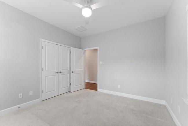 Building Photo - 114 Magnolia Grn St