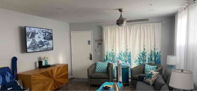 Foto del edificio - 4667 Ocean Blvd