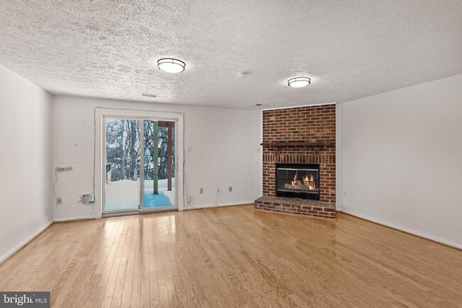 Foto del edificio - 14428 Black Horse Ct