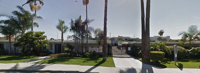 Building Photo - 730 - 740 W. 214th Street