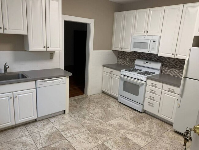 Foto del edificio - 11 Elliott Pl