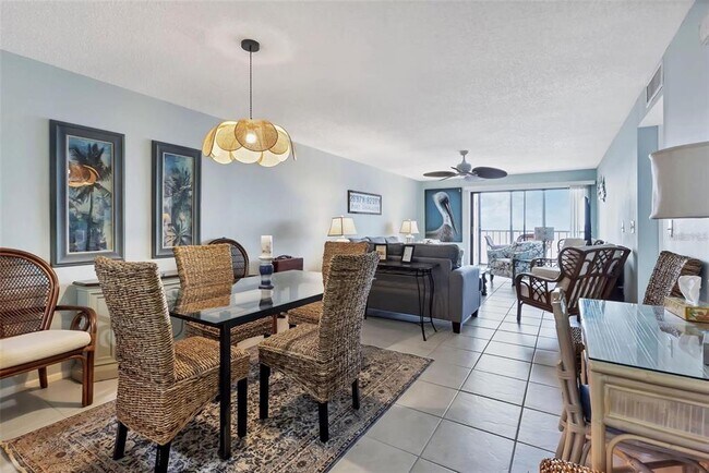 Building Photo - 14459 River Beach Dr