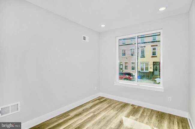 Photo - Brand New Luxury Apartments