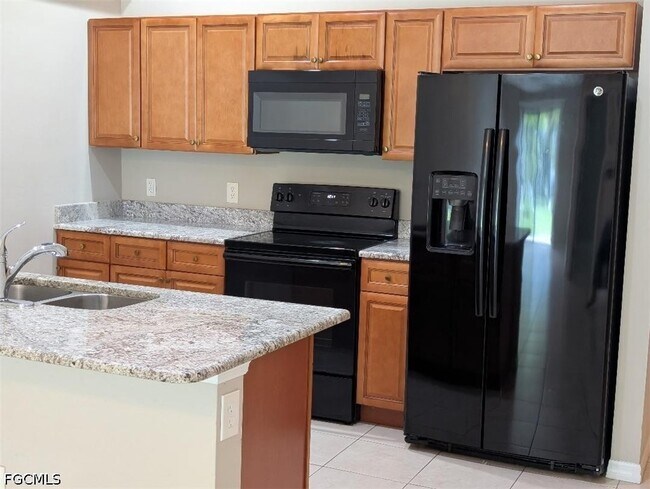 Foto del edificio - 3706 SE 9th Pl
