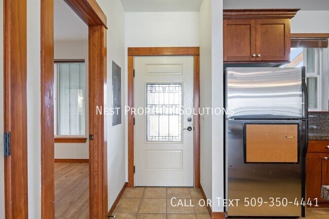 Foto del edificio - 6432 Melby Way NE