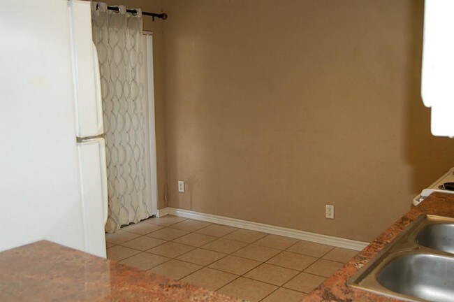 Building Photo - 4723 Aftonshire Dr