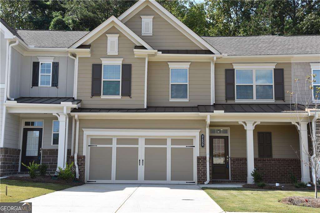 Foto principal - 2450 Laurel Gate Ln