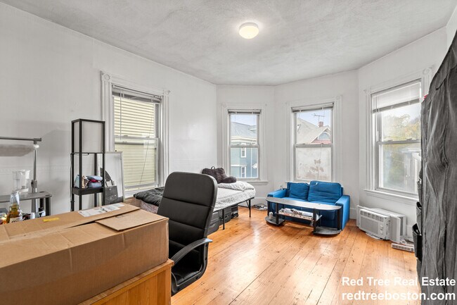 Foto del edificio - 76 Hillside St