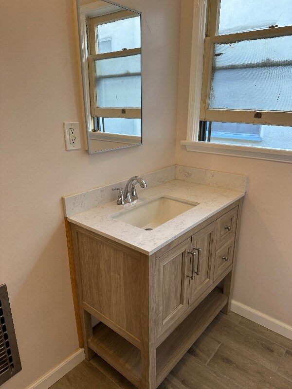 Foto del edificio - 4286 Leimert Blvd