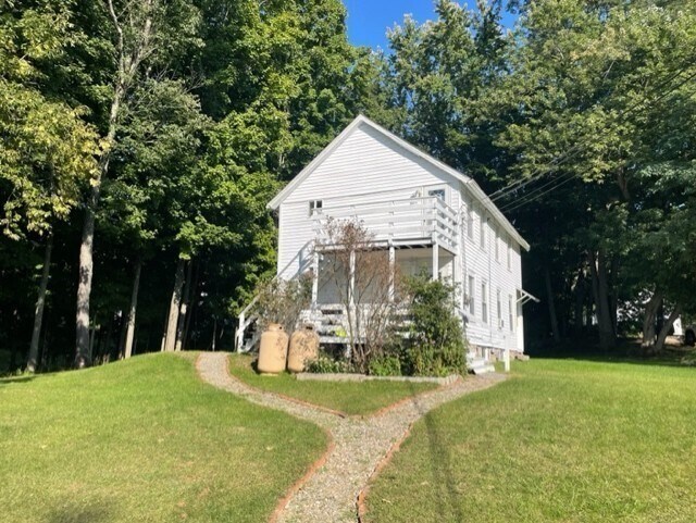 Primary Photo - 1664 Main St