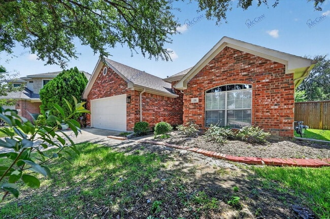 Photo - 739 Kilbridge Lane House