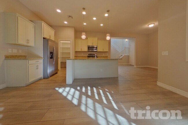 Foto del edificio - 2467 N 149th Ln