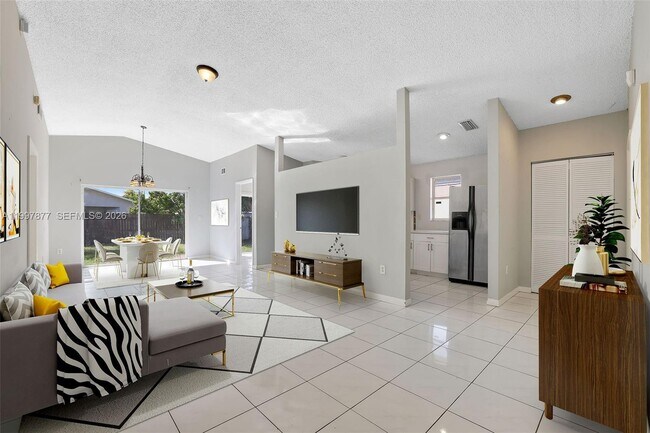 Building Photo - 20932 SW 118th Ave