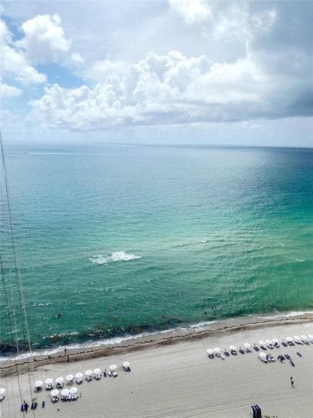 Foto del edificio - 16001 Collins Ave