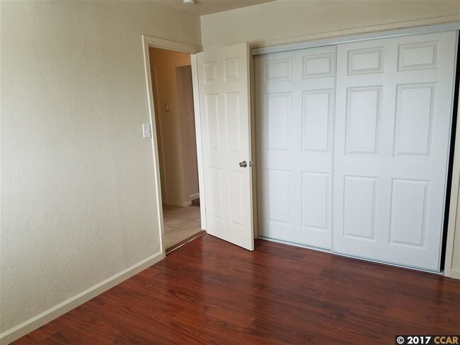 Foto del edificio - 317 S 26th St