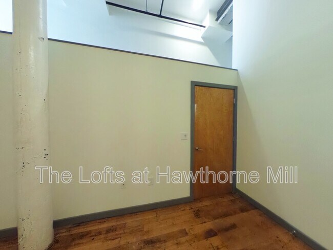 Foto del edificio - 1101 Hawthorne Ln