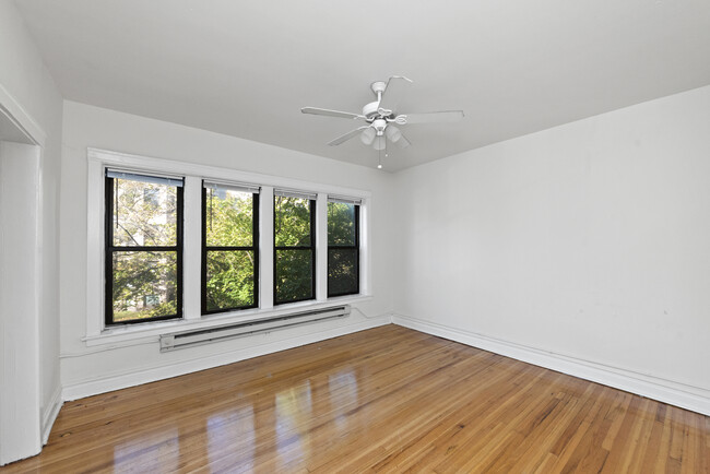 Foto del edificio - 3823 N Fremont St