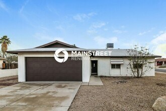 Building Photo - 10003 N 87th Dr