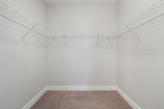 Building Photo - Modern 3-Bedroom Condo in Prime Riverton L...