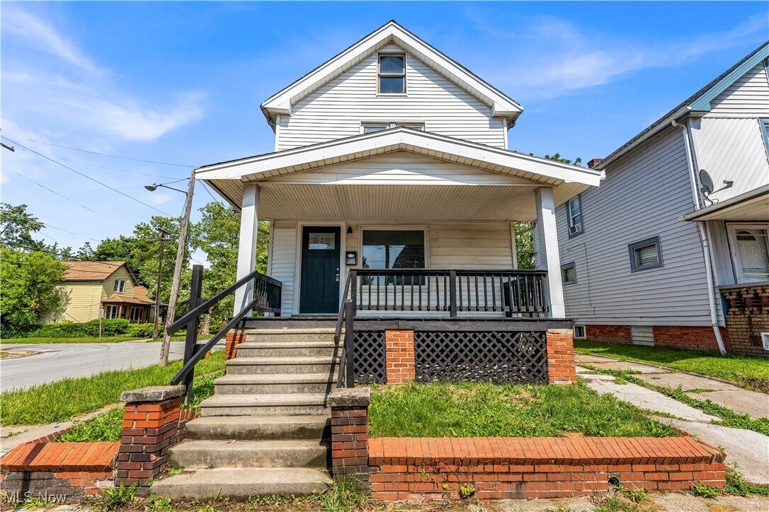 Foto principal - 17308 Grovewood Ave