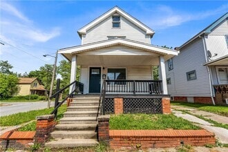 Building Photo - 17308 Grovewood Ave