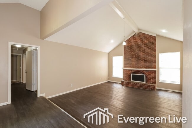 Building Photo - 9133 E 90 Terrace