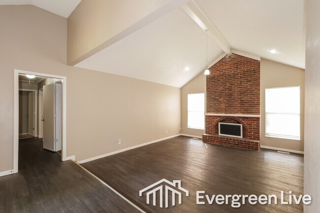 Building Photo - 9133 E 90th Ter