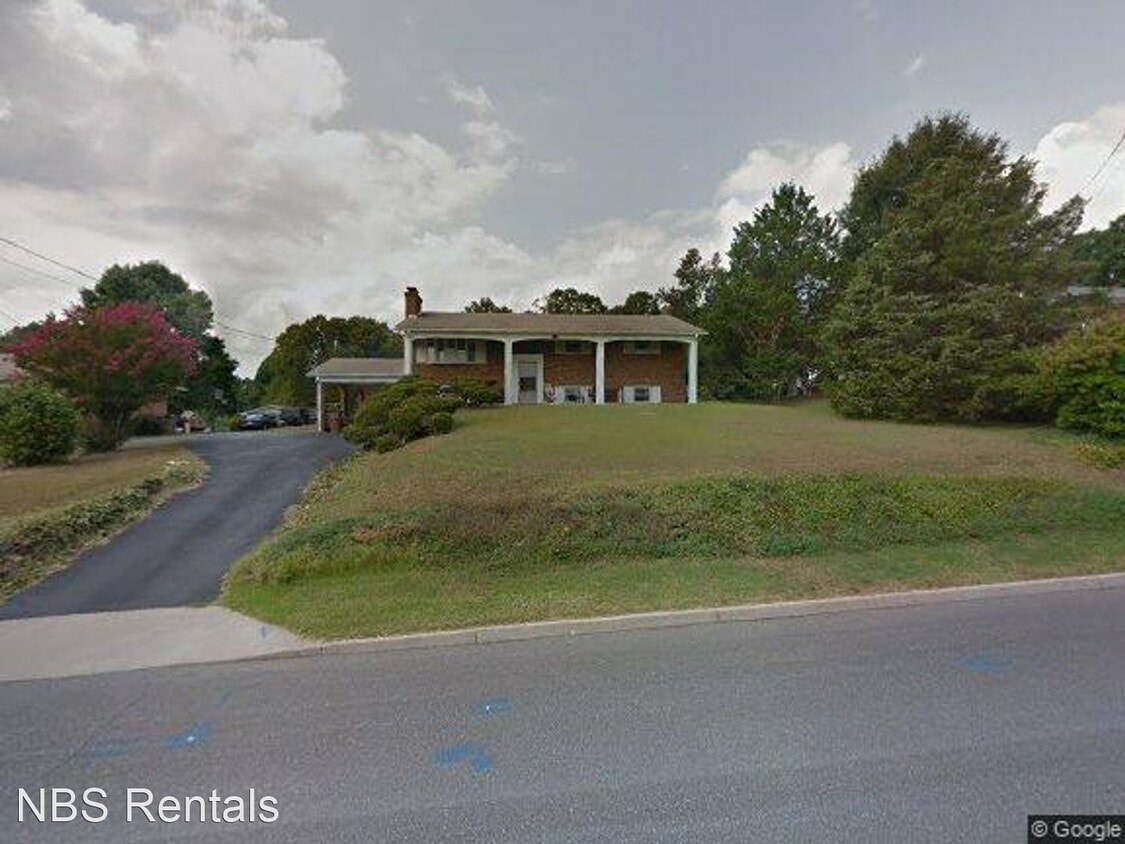 Primary Photo - 5 br, 2 bath House - 1610 Melinda Drive
