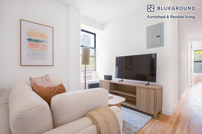 Foto del edificio - 363 W 17th St